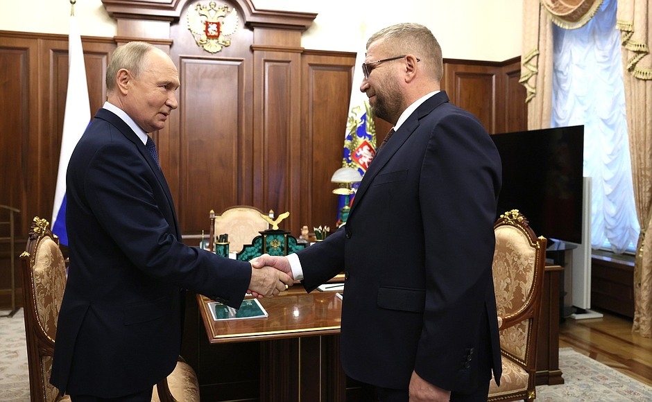 Путин и Валерий Пикалëв