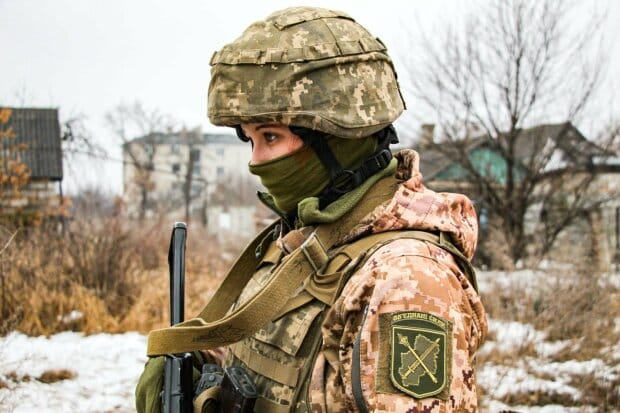 «Это моя земля, я готова за нее убивать». Как украинки сражаются на передовой