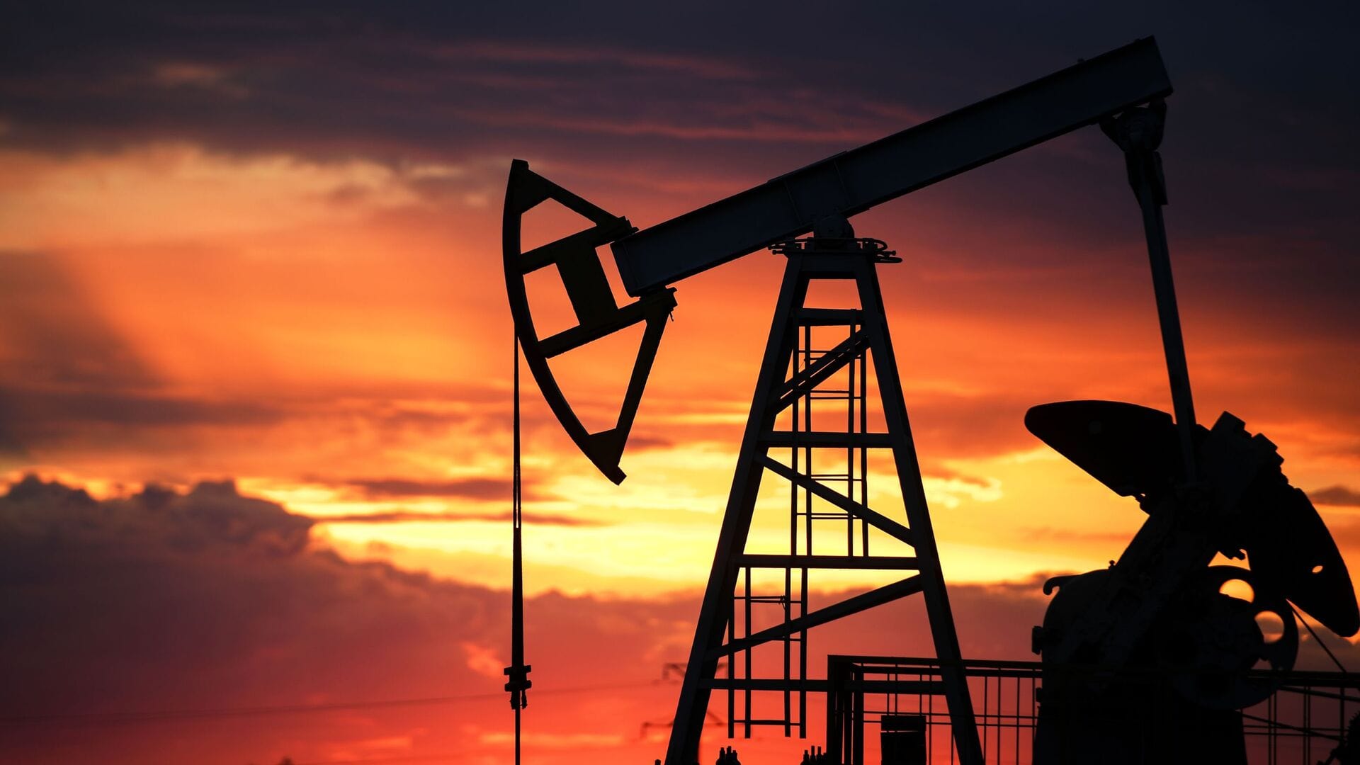 Bloomberg: Венгрия и Кипр заблокировали санкции против российской нефти