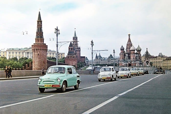 Ретро снова в моде. Россия превращается в страну подержанных автомобилей