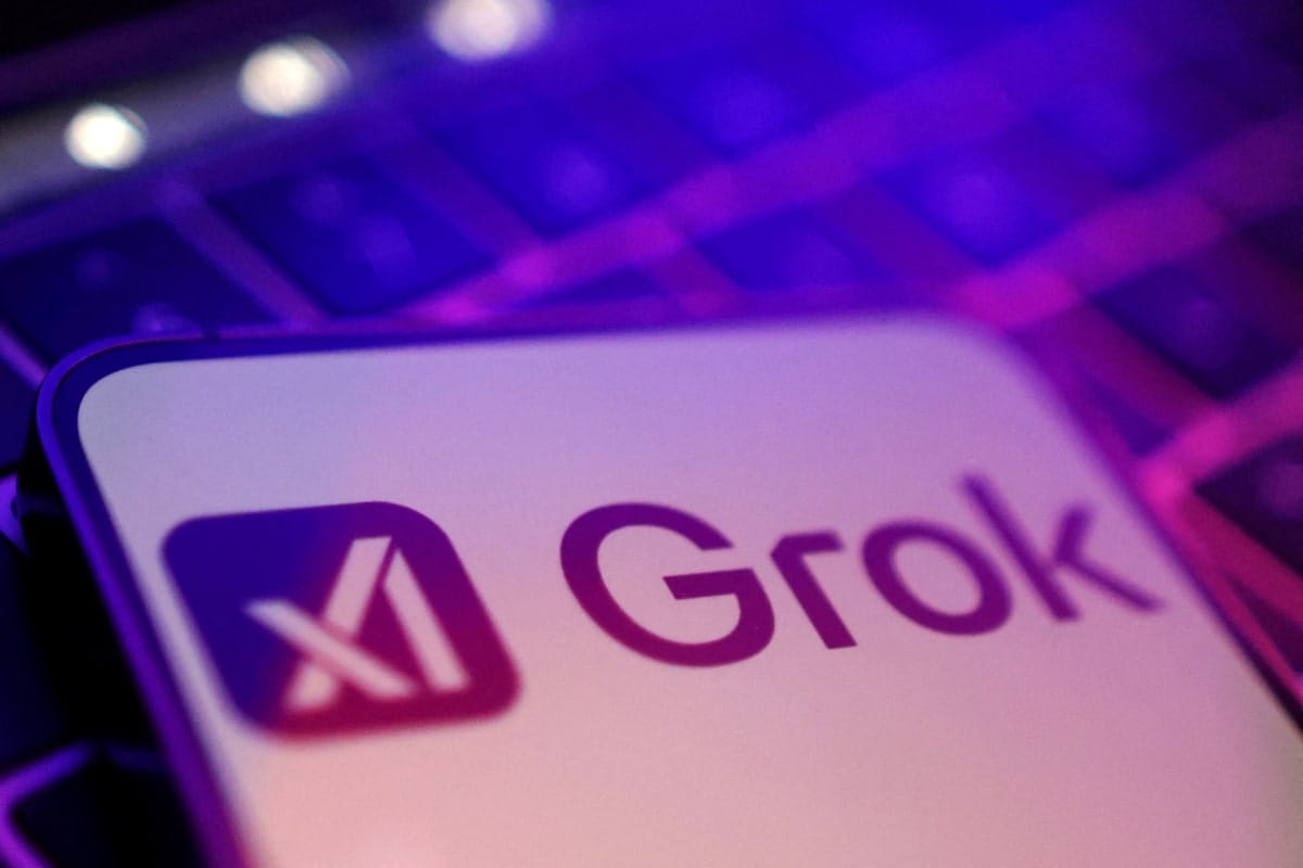 Еврокомиссия начала расследование против чат-бота Grok из-за генерации сексуализированных изображений женщин и детей